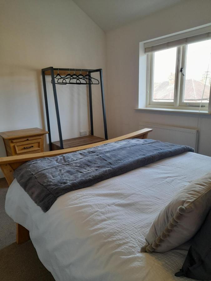 The Stables A Contractor Family 2 Bed Town House In Central Мелтън Моубрей Екстериор снимка